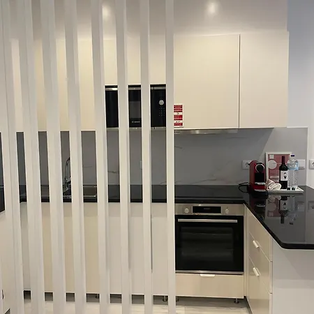 Trendy Flat By Hostwise *
