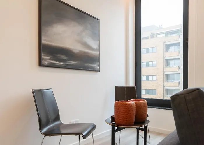 Trendy Flat By Hostwise *