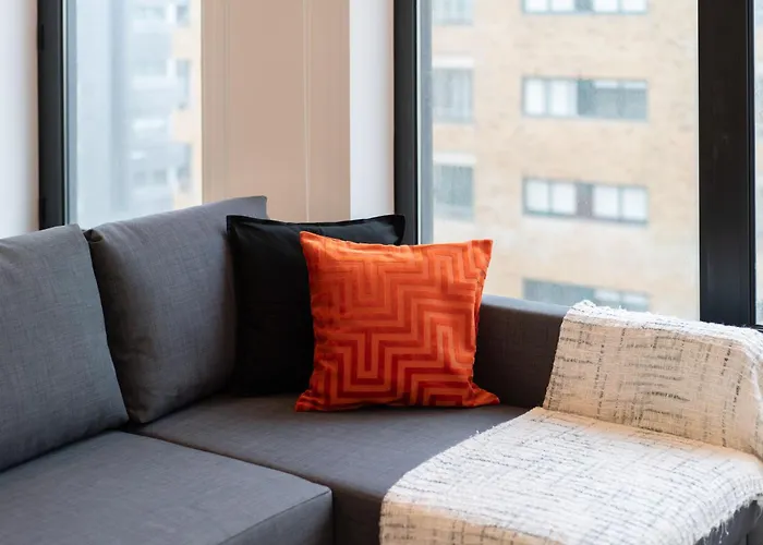 Trendy Flat By Hostwise *